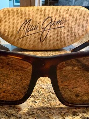 Maui Jim Brown Tortoise Polarized Men's Sunglasses